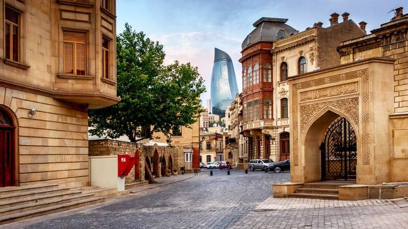 Aserbaidschan - das Land des Feuers