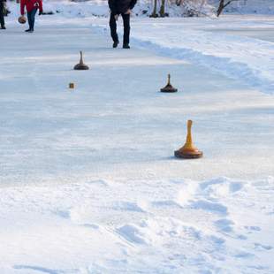 Eisstockschiessen im Team