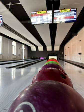 Weihnachsfeier mit Bowling