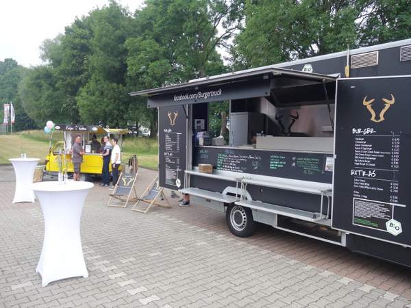 Familientag Firmengelände Firma Sommerfest