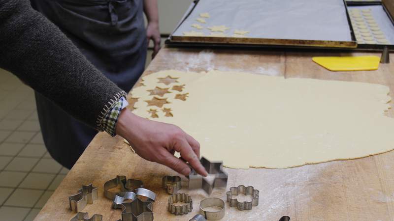 Weihnachtsplätzchen und Lebkuchen backen