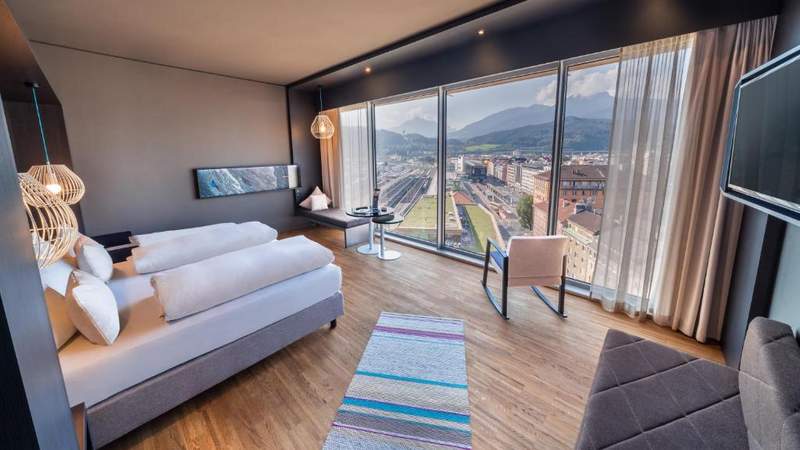 Hotel aDLERS Sommer im Herzen der Alpen