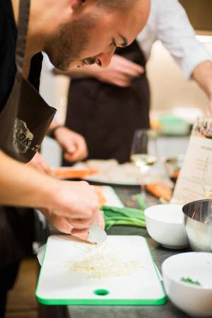 Unsere Küche, deine Bühne: Teamkochen