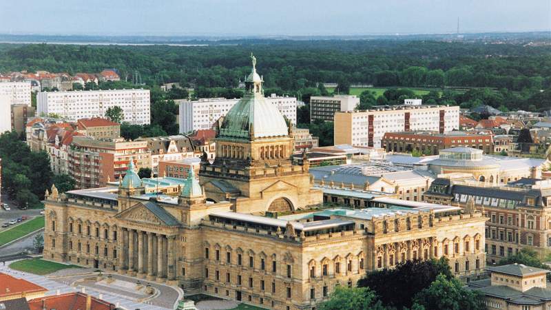 Stadtrundgang Leipzig mit Besichtigung der Nikolaikirche + Blick vom Panoramatower-1 Leipzig-Stadtrundfahrt mit Panormatower