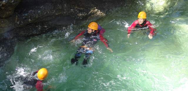 Canyoningtour für Fortgeschrittene Canyoningtour für Fortgeschrittene