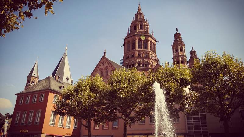 Mainz Dom Follow the tablet - Mainz