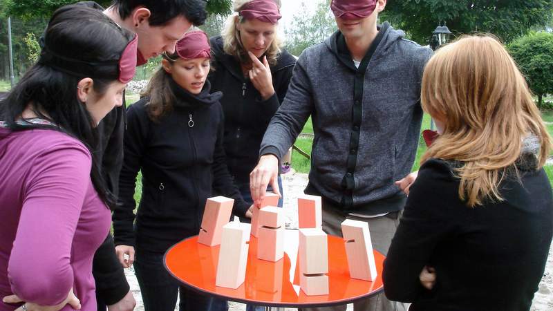 Teambuilding Wackelplatte