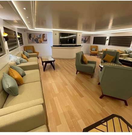 eFoil - Yacht Trip auf dem Roten Meer