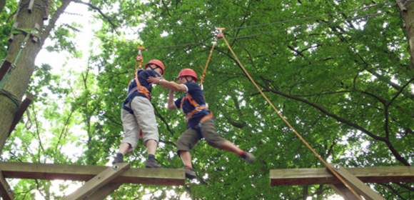 Team-Event im Hochseil- und Teamparcours