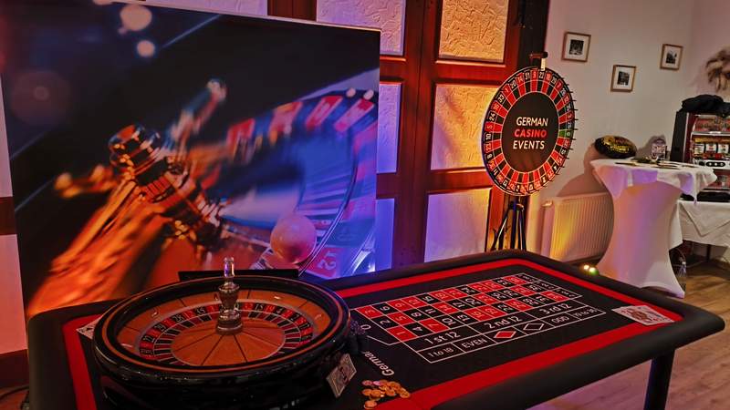 Casino Royal - Roulette, Poker, Black Jack