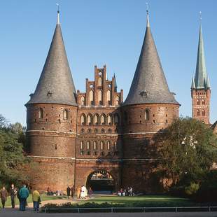 Stadtrallye, Drachenboot und BBQ in Lübeck