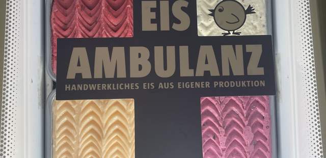 Eiscatering mit Tischeistheke