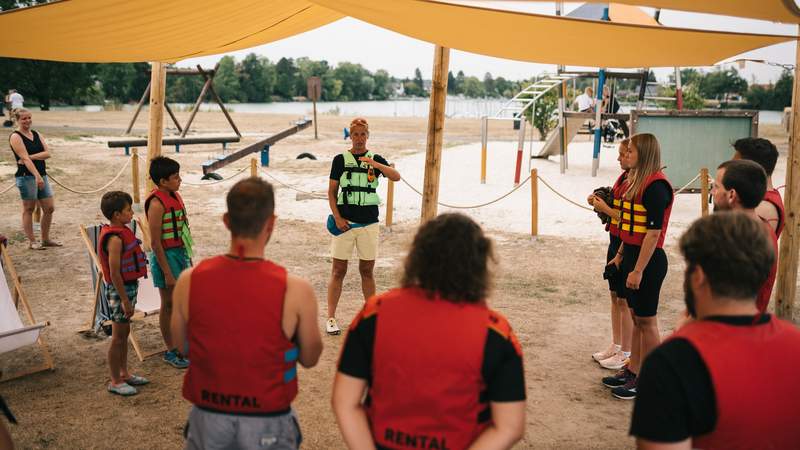 Aqua-Climb Klettern über Wasser