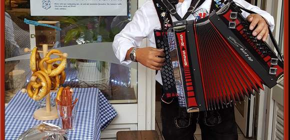 Live-Musik mit Akkordeon