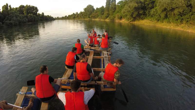 Kanufahren Flossfahren Teamausflug