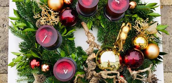 Adventskranz selbst binden und gestalten