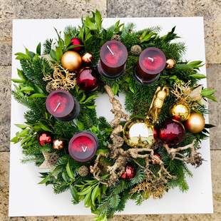 Adventskranz selbst binden und gestalten