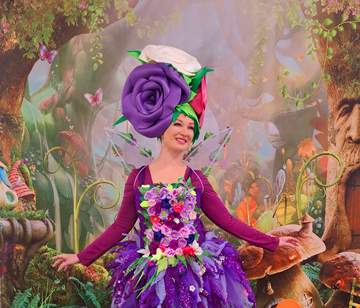 Blumenfeen als Walking Acts bei einem Event – interaktive Begegnung mit Kindern auf einer Familienveranstaltung