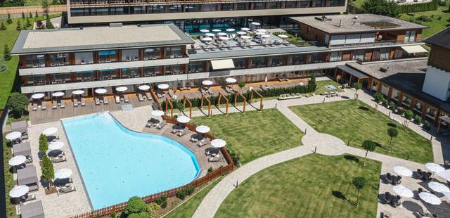 Alpenhotel Montafon 4****S Aussenansicht