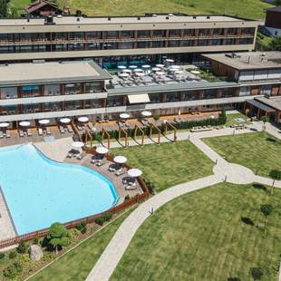 Alpenhotel Montafon 4****S Aussenansicht