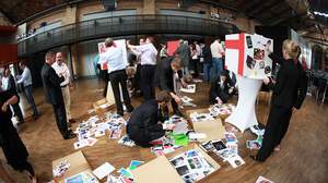 Teambuilding Betriebsausflug Firmen-Event Indoor