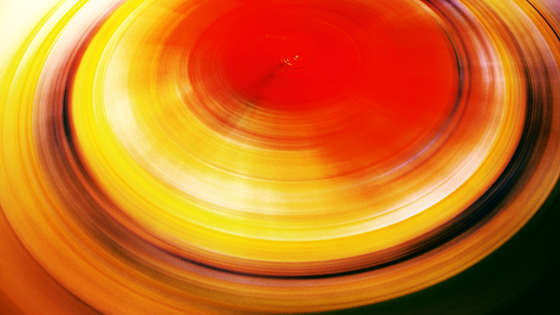 Gestalten Sie Spin Paintings mit 1.400 U/min!