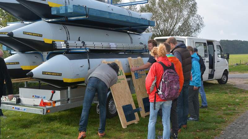 Floßbau Betriebsausflug Lüneburger-Heide Norddeutschland Teamevent