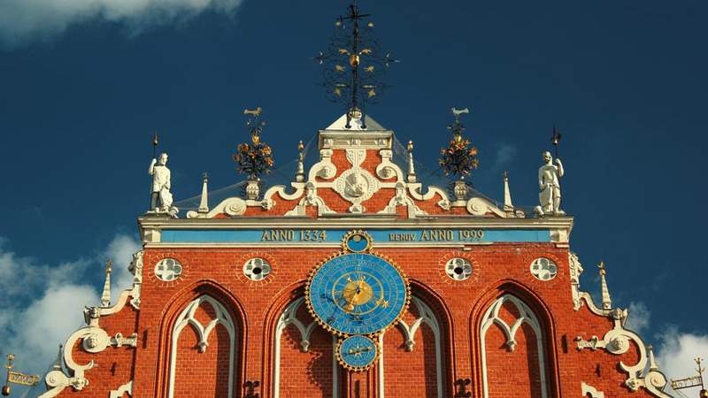 Fassade des Schwarzhäupterhauses in Riga