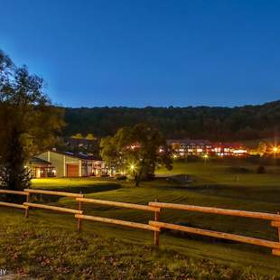 Hotel und Eventlocation mit großen Freiflächen