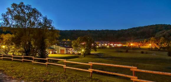 Hotel und Eventlocation mit großen Freiflächen