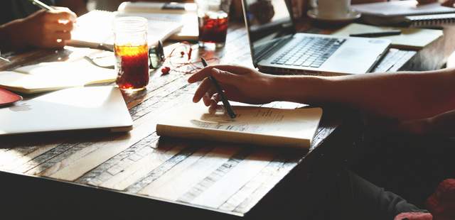 Songwriting One Team, One Song - Schreibt euren Hit!