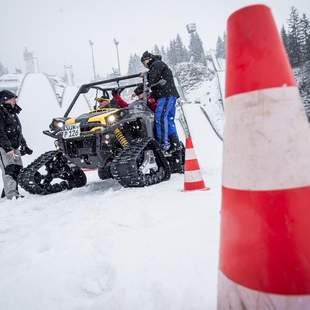 Snowraupen-Parcours Winter Quad Parcours | Schneemobil-Parcours