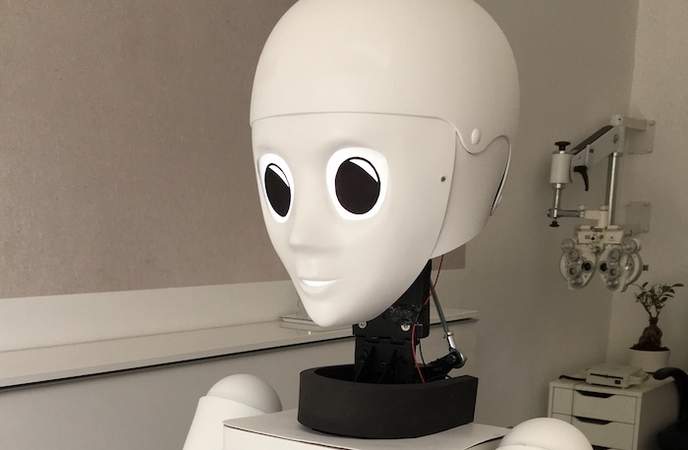 Yuki - humanoider sprechender Roboter