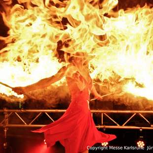 Die moderne Feuershow Die moderne Feuershow