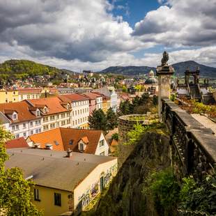 Panorama & Pralinen auf zwei Rädern um Decín