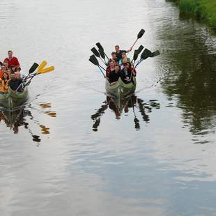 Canadische Lastenkanus im Urstromtal Kanutour Flusserlebnis Betriebsausflug Outdoor-Event Celle Hannover