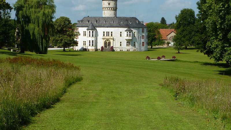 Rund um Schloss Oelber