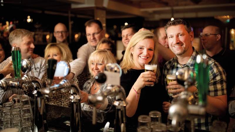 Ausgelassenes Partywochenende in Noordwijk