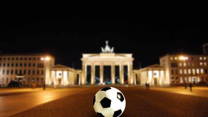 Berlin Fußball EM Berlin Erlebnisse publiv viewing