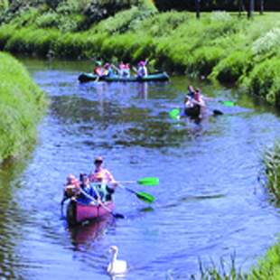 Kanutour mit anschließender Riesentandemfahrt Kanutour mit anschließender Riesentandemfahrt