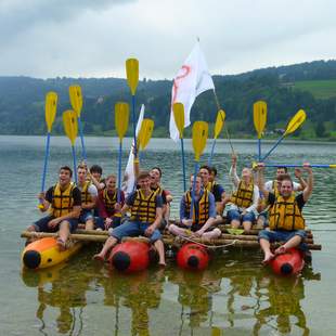 Floßbau-Projekt - an die Paddel fertig los!