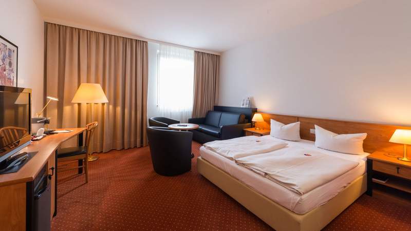 Doppelzimmer NOVINA HOTEL Südwestpark Nürnberg