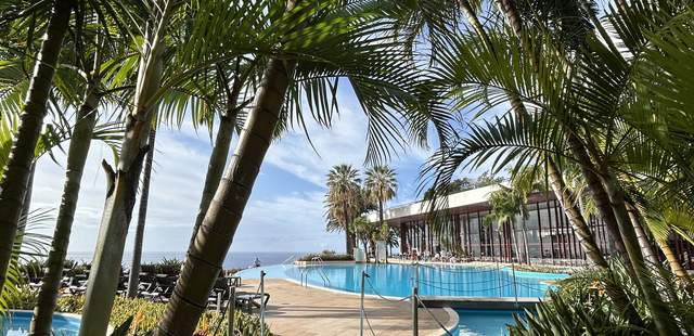 WORLD’S BEST ISLAND DESTINATION World Travel Awards™ 2015, 2016, 2017, 2018, 2019, 2022, 2024