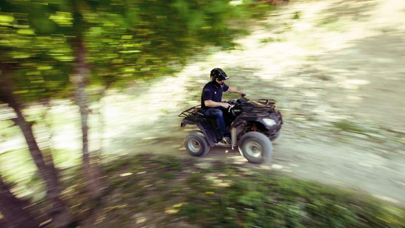 Quad fahren im Gelände in der Nähe von Stuttgart