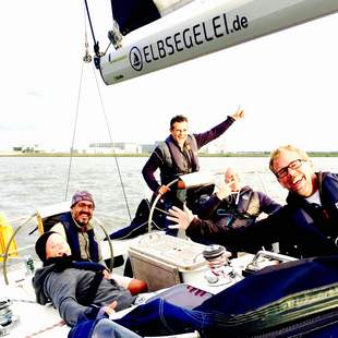 #hamburg #elbe #segeln #teamevent #teambuilding #teamentwicklung #teamboosting