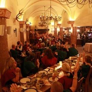 Weihnachtliche Tafeley im Rittersaal Weihnachtliche Tafeley im Rittersaal