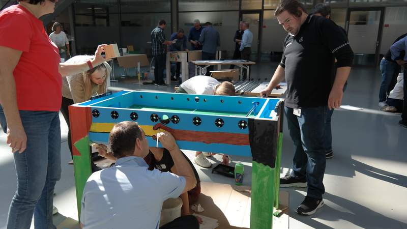 Tischkickerbau - das Teamevent