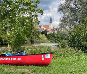 Kanufahren auf dem Fluss Kocher