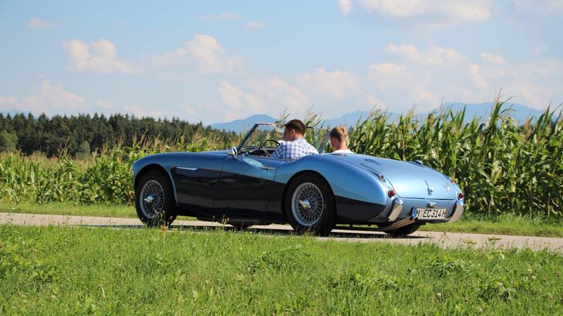 Oldtimer-Rallye mit echten Klassikern