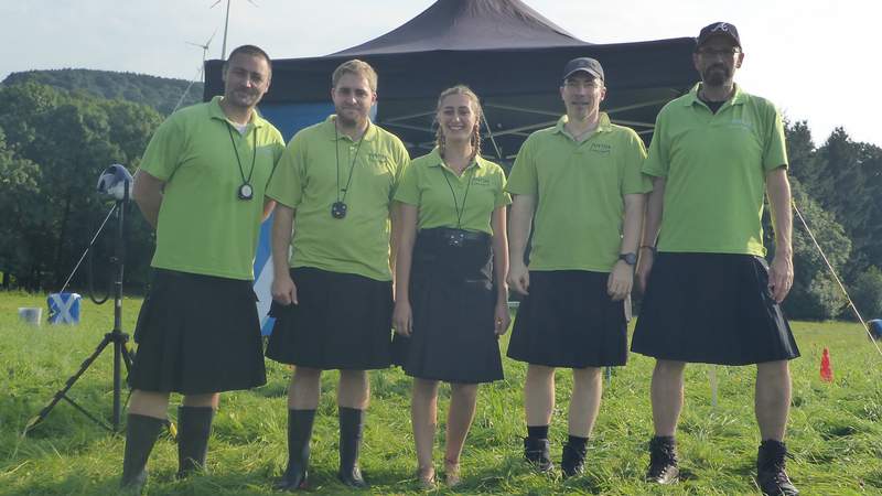 Team im Schottenrock Highland Games